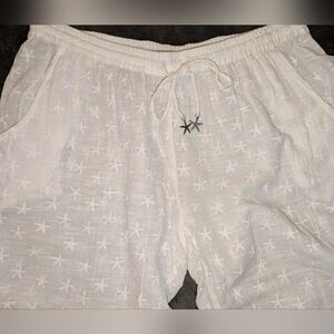 White Starfish-Print Cotton Capris